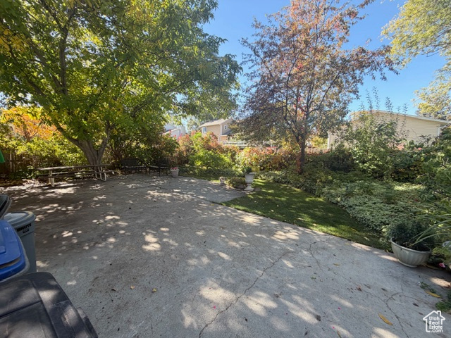 Photo 21 for MLS #2119262 at 4565 W Lennox Dr