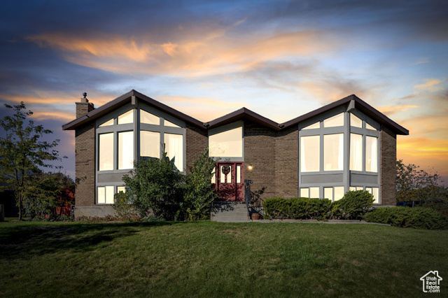 View photos for 4292 S El Camino St MLS #2119266 - 4292 S El Camino St