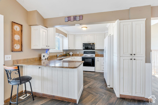 Photo 3 for MLS #2119266 at 4292 S El Camino St