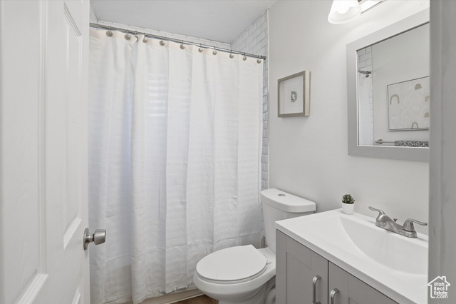 Photo 12 for MLS #2119273 at 840 E 22nd St