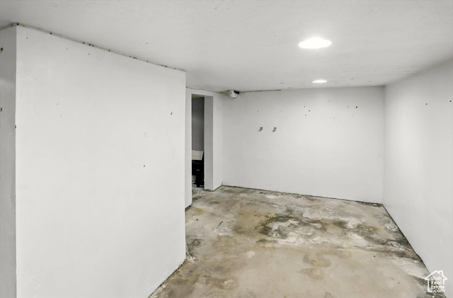 Photo 23 for MLS #2119273 at 840 E 22nd St