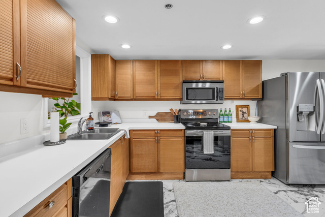 Photo 13 for MLS #2119278 at 44 W Broadway #307S
