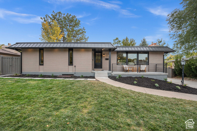 Photo 3 for MLS #2119280 at 1970 E Tartan Ave