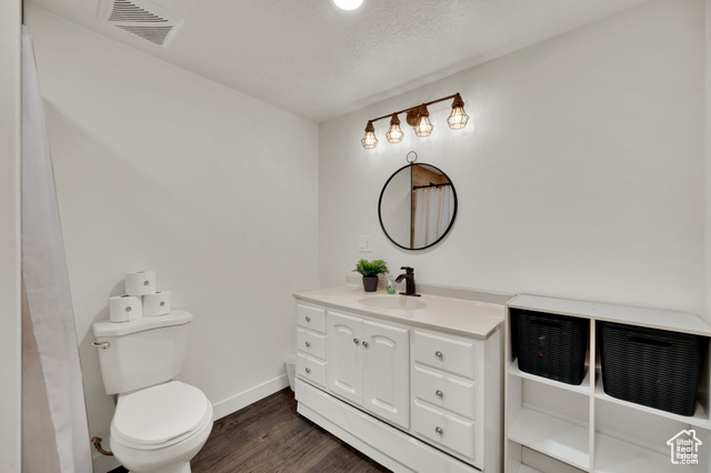 Photo 12 for MLS #2119282 at 6635 S Milfoil Cir
