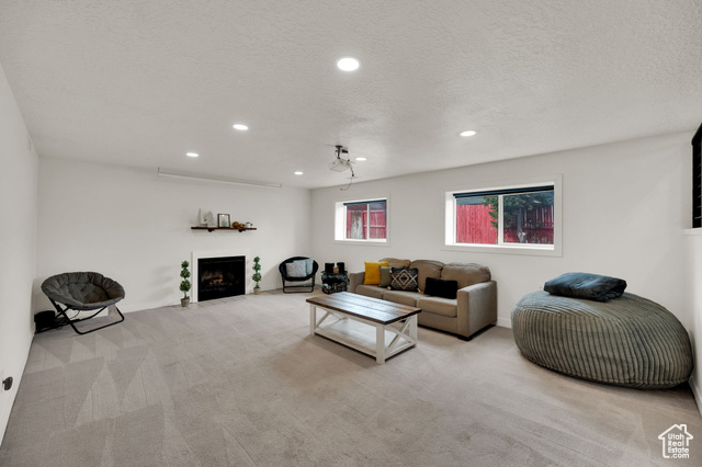 Photo 6 for MLS #2119282 at 6635 S Milfoil Cir