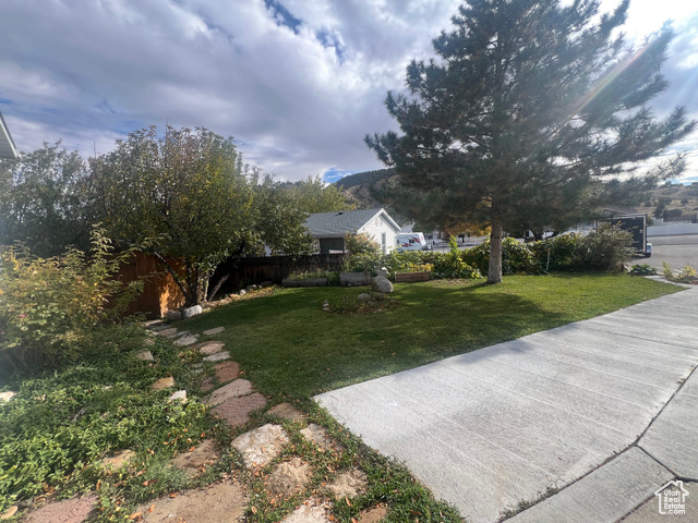 Photo 32 for MLS #2119285 at 819 Castle Gate Cir