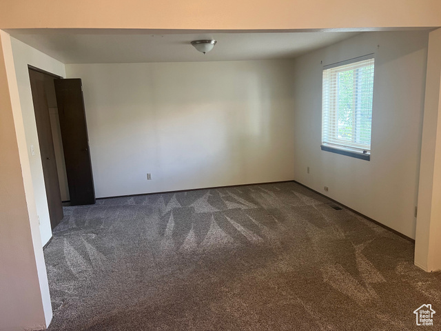 Photo 17 for MLS #2119285 at 819 Castle Gate Cir
