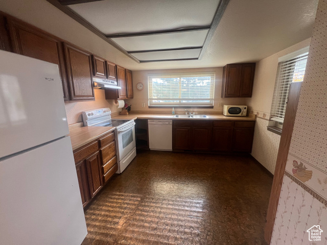 Photo 9 for MLS #2119285 at 819 Castle Gate Cir