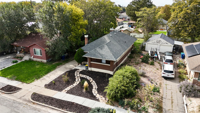 Photo 38 for MLS #2119288 at 1663 Kiesel Ave