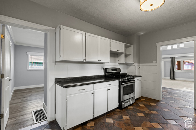 Photo 16 for MLS #2119288 at 1663 Kiesel Ave