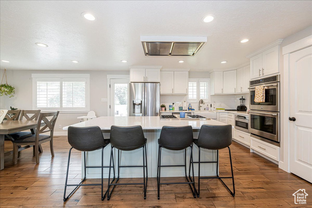 Photo 16 for MLS #2119299 at 1060 N Kingswood Rd