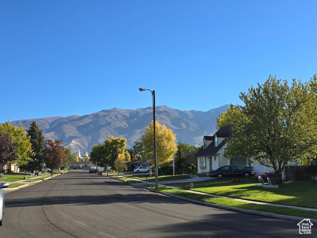 Photo 5 for MLS #2119313 at 747 E 425 South