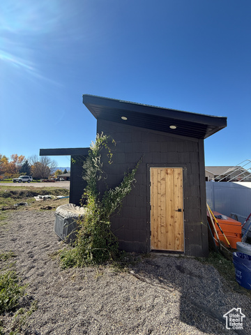 Photo 37 for MLS #2119316 at 2284 N 740 East