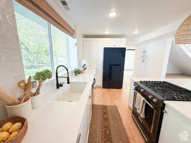 Photo 8 for MLS #2119316 at 2284 N 740 East