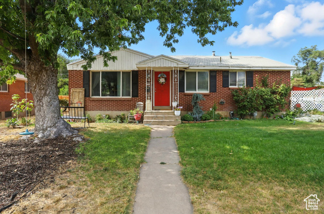 Photo 2 for MLS #2119336 at 186 Sycamore Cir
