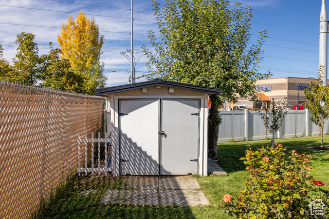Photo 3 for MLS #2119344 at 248 Sunstone Ct