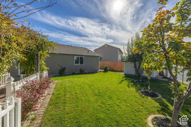 Photo 7 for MLS #2119344 at 248 Sunstone Ct