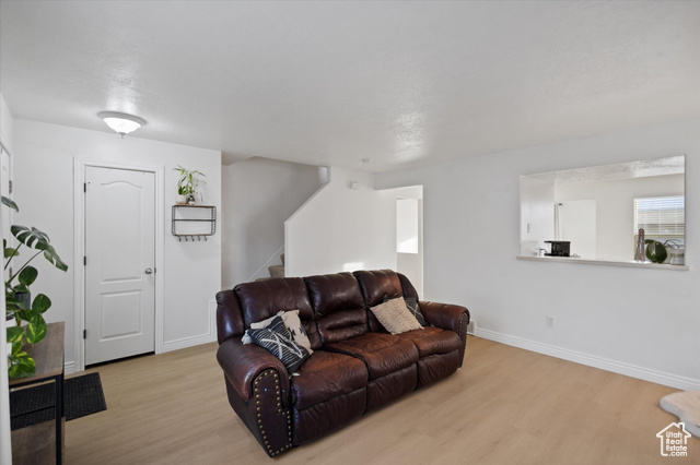 Photo 4 for MLS #2119354 at 7954 N Dundee Dr