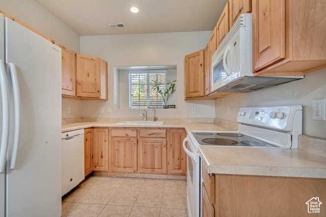 Photo 8 for MLS #2119356 at 2356 W Montcalm Dr