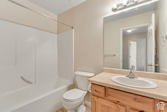 Photo 16 for MLS #2119356 at 2356 W Montcalm Dr