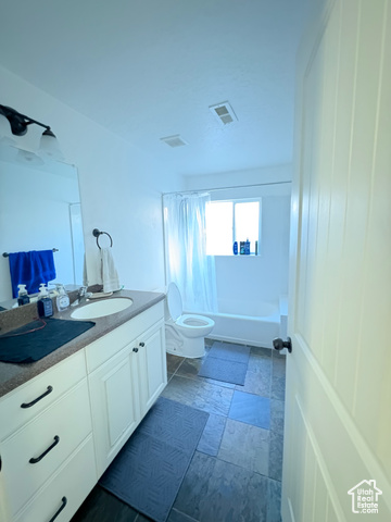 Photo 19 for MLS #2119367 at 294 W 200 North
