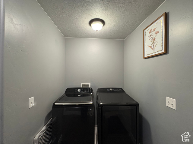 Photo 14 for MLS #2119367 at 294 W 200 North