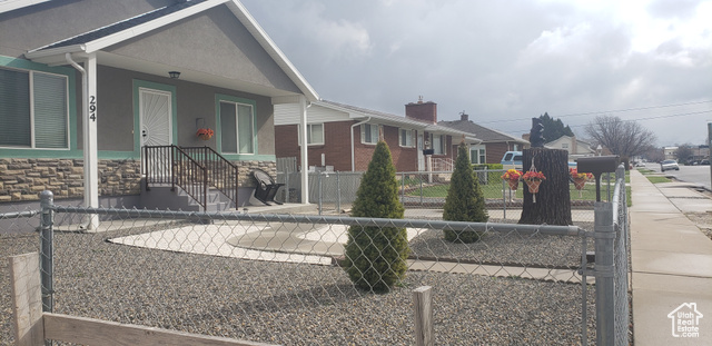 Photo 2 for MLS #2119367 at 294 W 200 North