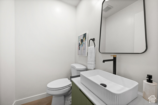 Photo 33 for MLS #2119371 at 3543 S 100 East