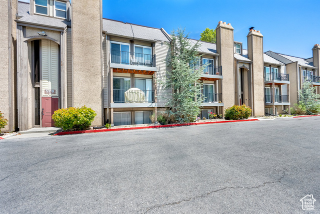 Photo 12 for MLS #2119375 at 5323 S 560 East #D