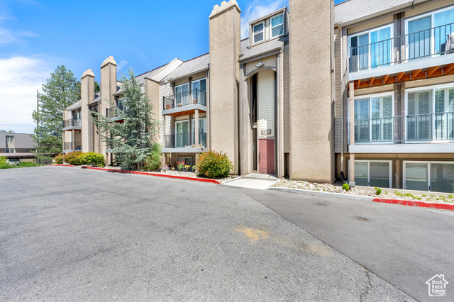 5323 S 560 E #D, Murray UT 84107