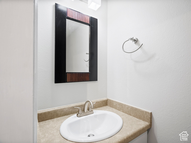 Photo 8 for MLS #2119376 at 668 E Cobblestone Ln