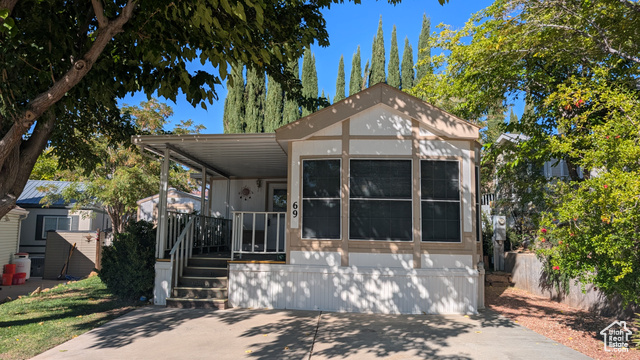 Photo 2 for MLS #2119382 at 69 Red Bluff Rd