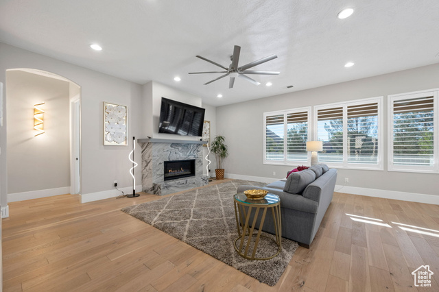 Photo 10 for MLS #2119403 at 2030 S Mustang St