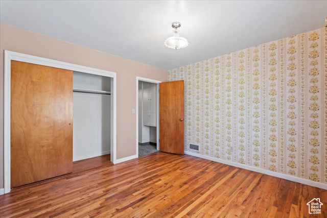 Photo 23 for MLS #2119406 at 303 S Center St