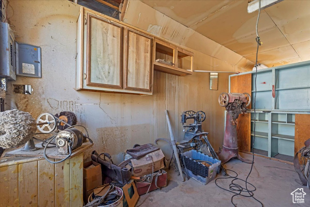 Photo 32 for MLS #2119406 at 303 S Center St