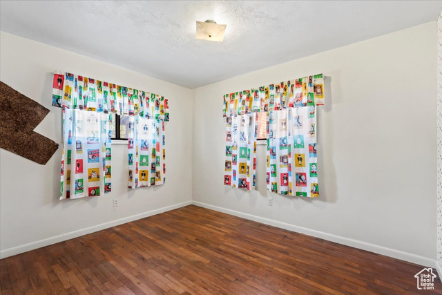 Photo 18 for MLS #2119406 at 303 S Center St