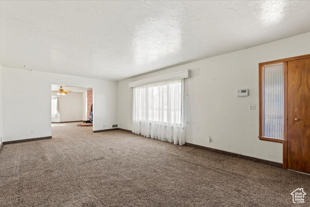 Photo 9 for MLS #2119406 at 303 S Center St