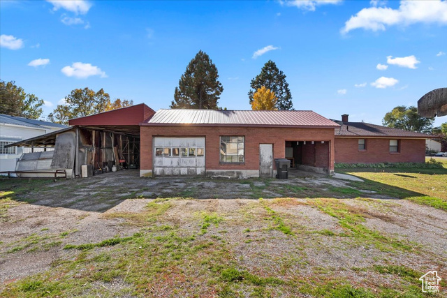 Photo 35 for MLS #2119406 at 303 S Center St