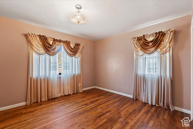 Photo 22 for MLS #2119406 at 303 S Center St