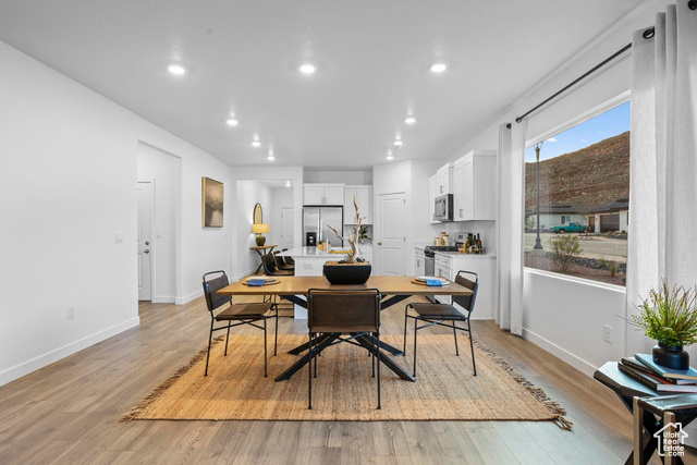 Photo 12 for MLS #2119426 at 1825 S Queens Garden Dr #4249