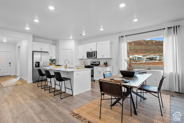 Photo 13 for MLS #2119426 at 1825 S Queens Garden Dr #4249
