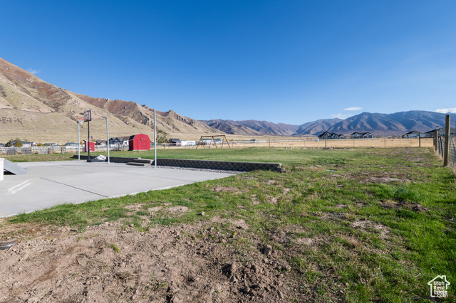 Photo 39 for MLS #2119429 at 1602 E Arrowhead Ln