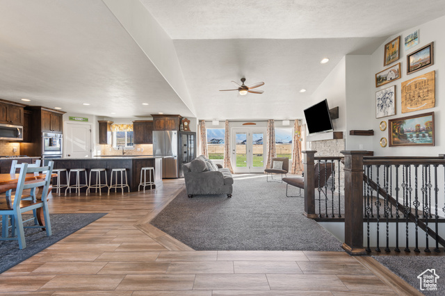 Photo 9 for MLS #2119429 at 1602 E Arrowhead Ln