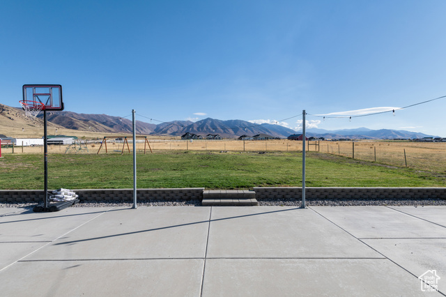 Photo 38 for MLS #2119429 at 1602 E Arrowhead Ln