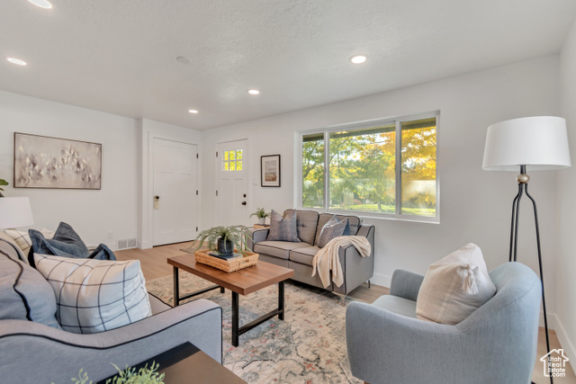 Photo 5 for MLS #2119433 at 396 N 100 East