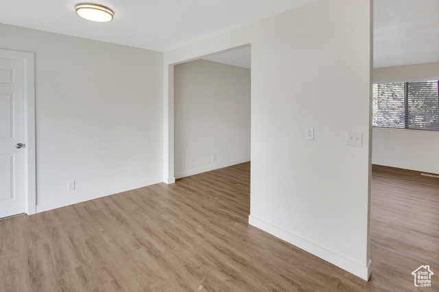 Photo 10 for MLS #2119436 at 3869 W Detevis Cir