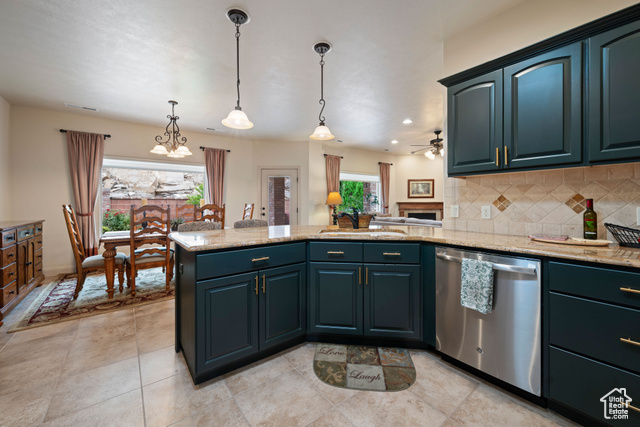Photo 10 for MLS #2119439 at 697 W Windsor Dr