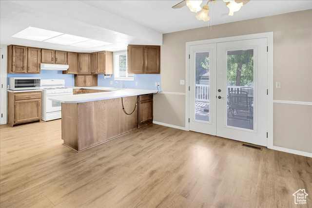 Photo 6 for MLS #2119452 at 526 E Heather Rd