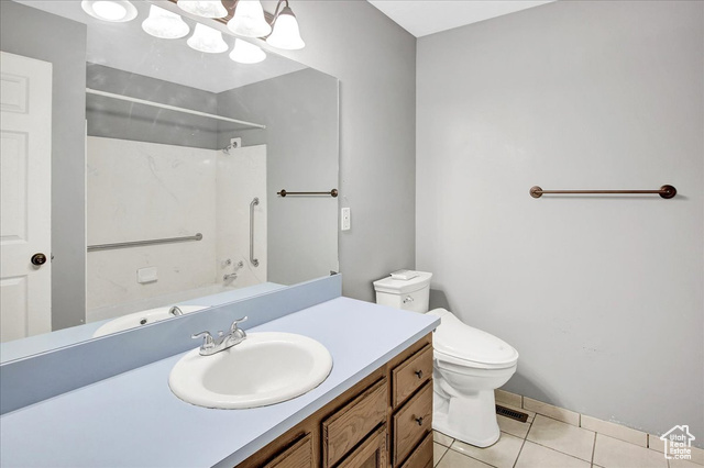 Photo 13 for MLS #2119452 at 526 E Heather Rd