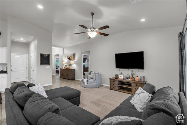 Photo 5 for MLS #2119459 at 1113 E 3685 South